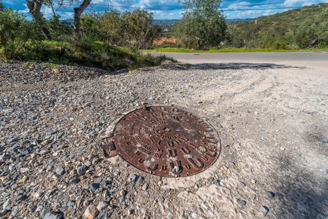 Terreno para Venda em Santa Barbara de Nexe Foto 7