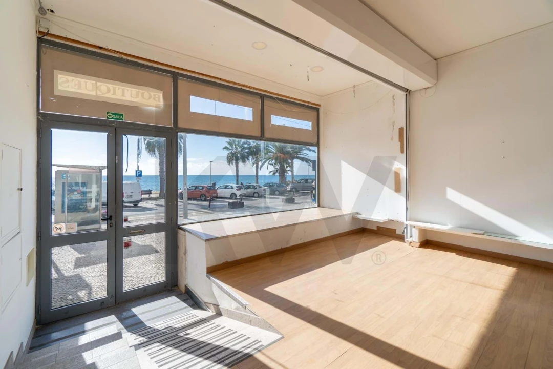 Negócio para Venda em Quarteira Foto 1