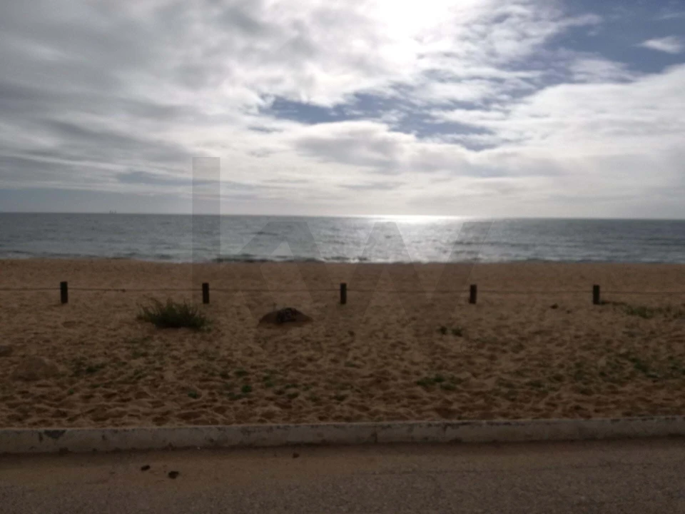 Negócio para Venda em Quarteira Foto 13