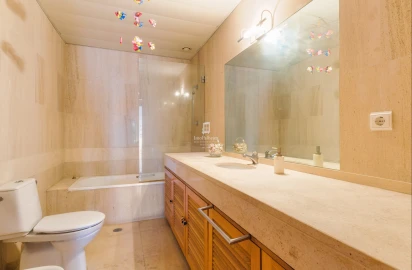 Apartamento T4 para Venda em Funchal (Se)