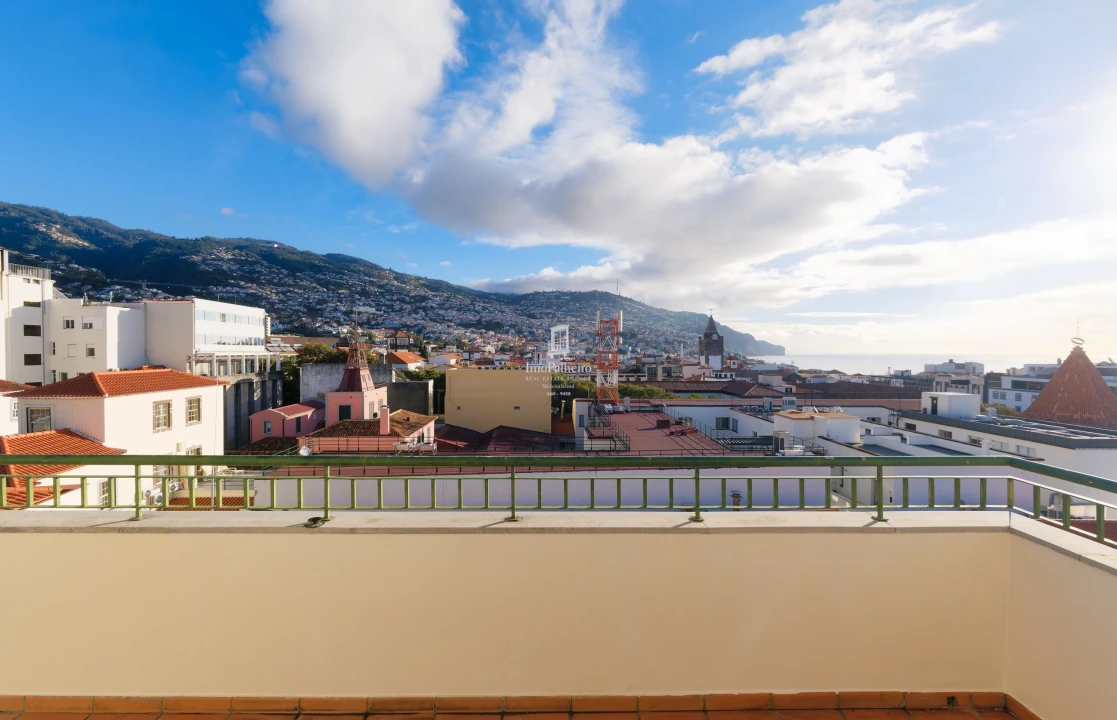 Apartamento T4 para Venda em Funchal (Se) Foto 6
