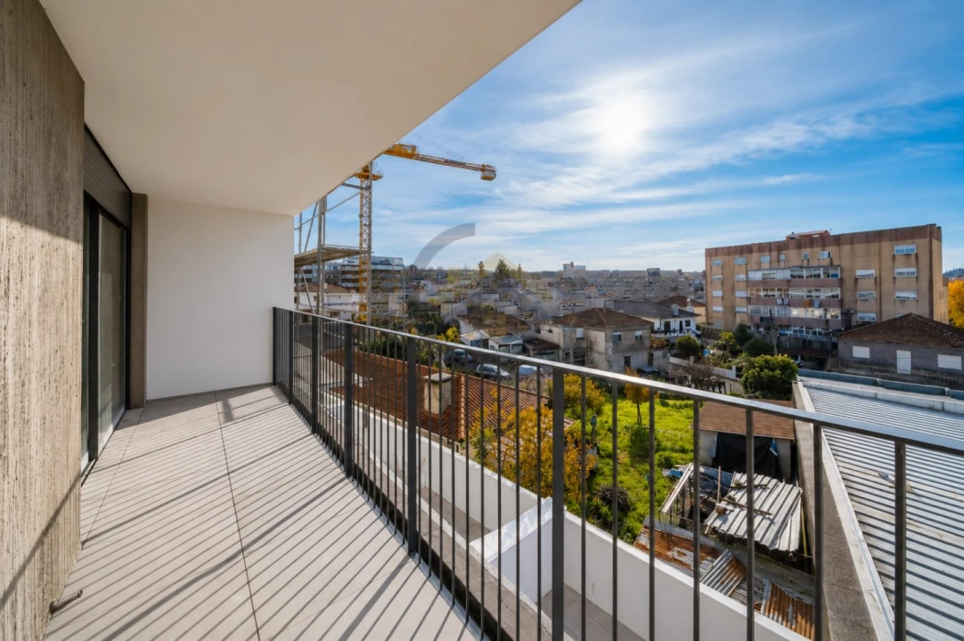 Apartamento T3 para Venda em Paços de Ferreira Foto 4