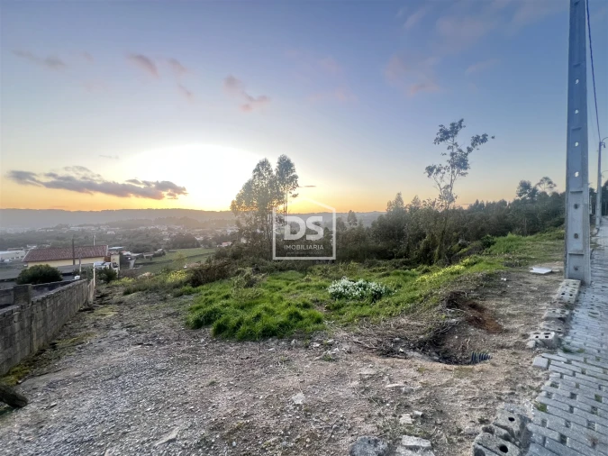 Terreno para Venda em Rio de Moinhos Foto 2
