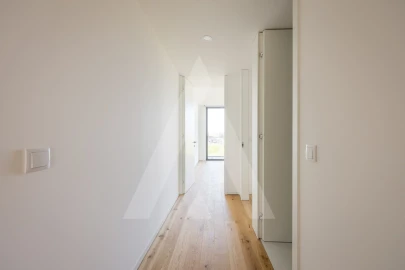 Apartamento T3 para Venda em Glória e Vera Cruz