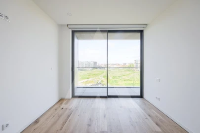 Apartamento T3 para Venda em Glória e Vera Cruz