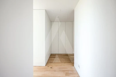 Apartamento T3 para Venda em Glória e Vera Cruz