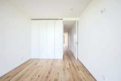 Apartamento T3 para Venda em Glória e Vera Cruz