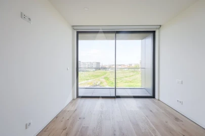 Apartamento T3 para Venda em Glória e Vera Cruz
