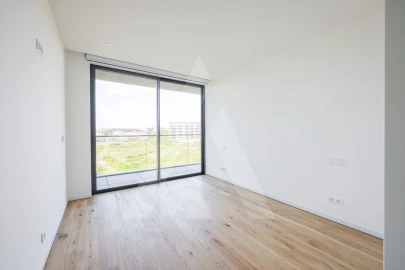 Apartamento T3 para Venda em Glória e Vera Cruz