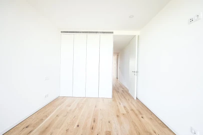 Apartamento T3 para Venda em Glória e Vera Cruz