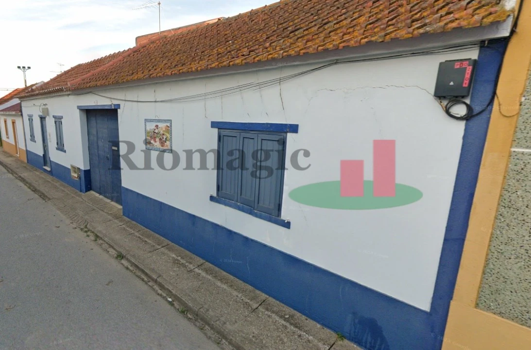 Moradia T3 para Venda em Benfica do Ribatejo Foto 3