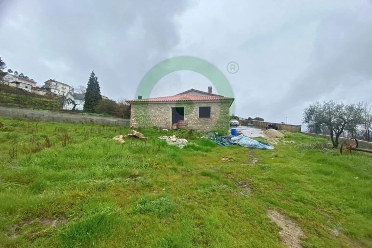 Moradia T4 para Venda em Santiago de Ribeira de Alhariz Foto 5