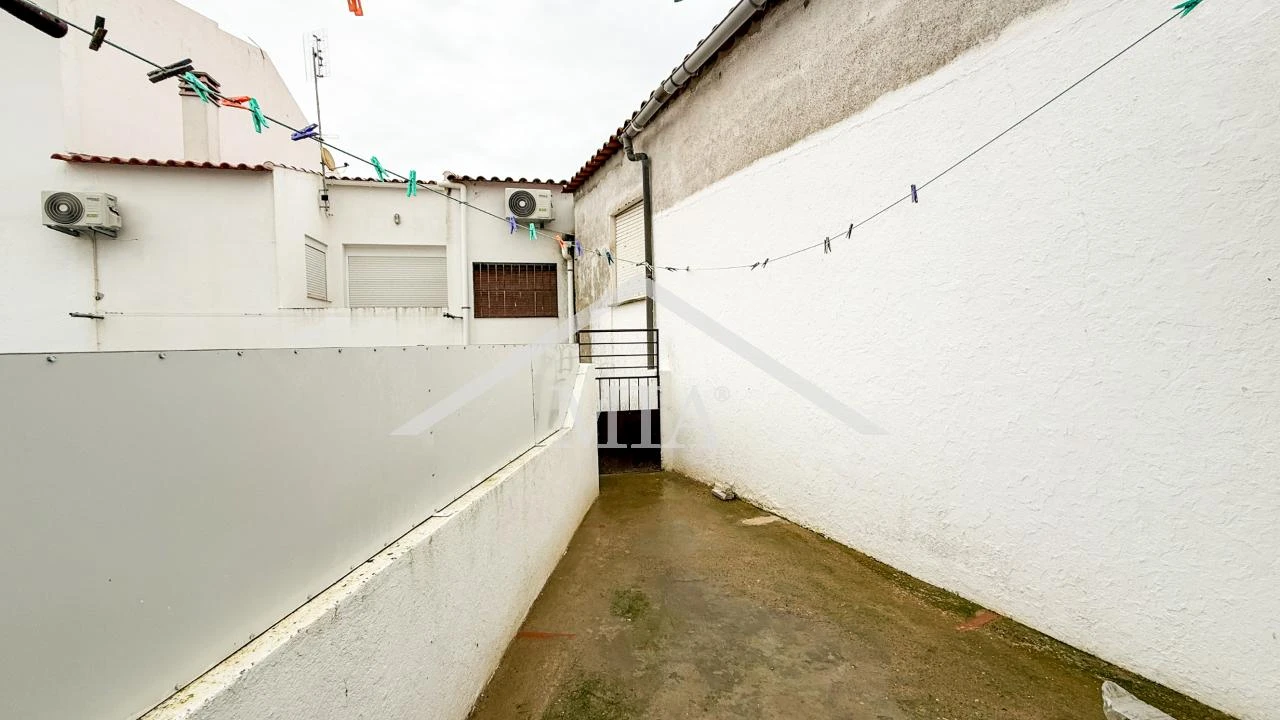 Apartamento T2 para Venda em Barrancos Foto 25