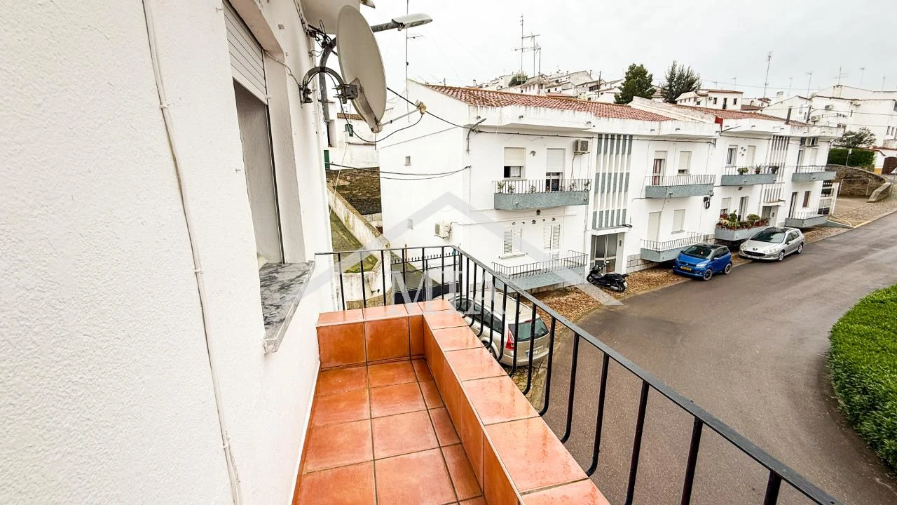 Apartamento T2 para Venda em Barrancos Foto 7