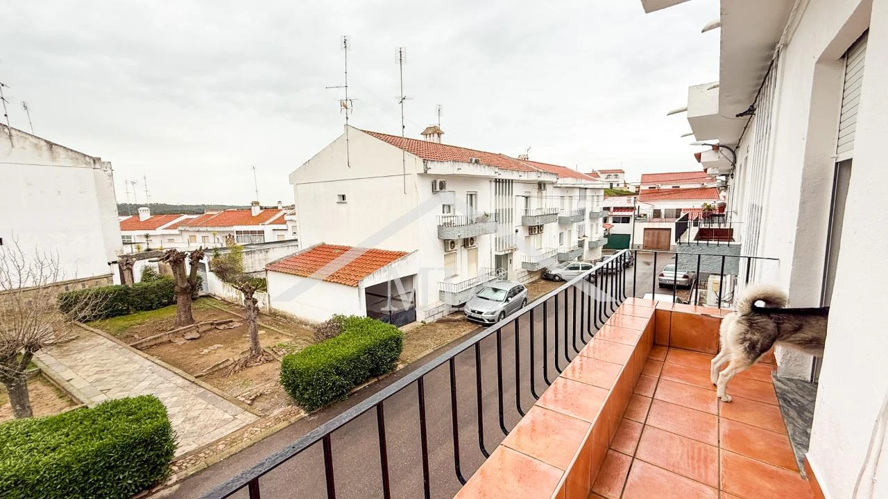 Apartamento T2 para Venda em Barrancos Foto 8