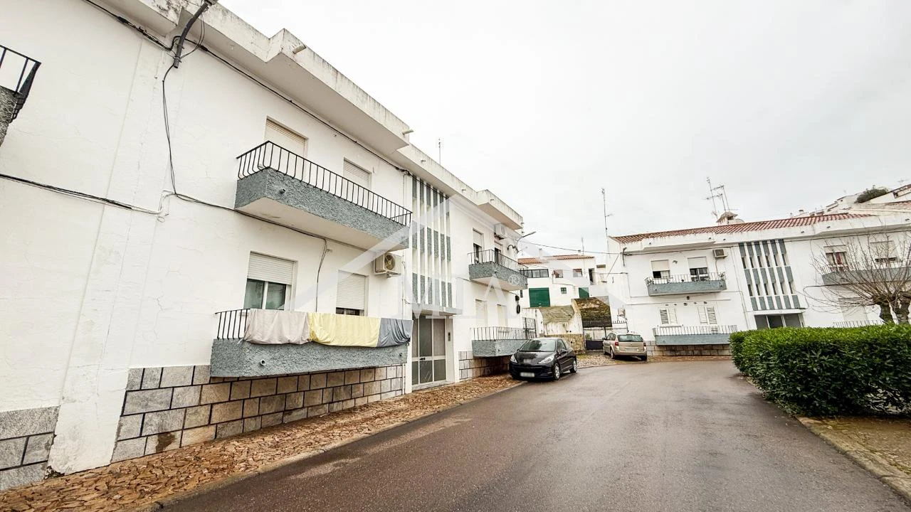 Apartamento T2 para Venda em Barrancos Foto 1