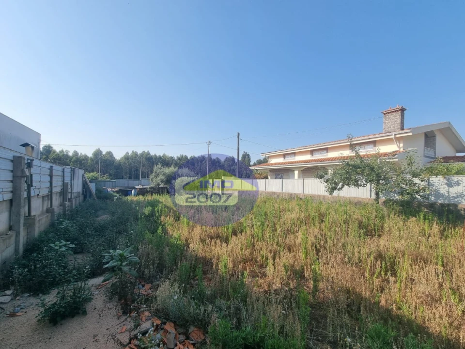 Terreno para Venda em Nogueira da Regedoura Foto 5