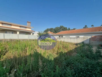 Terreno para Venda em Nogueira da Regedoura