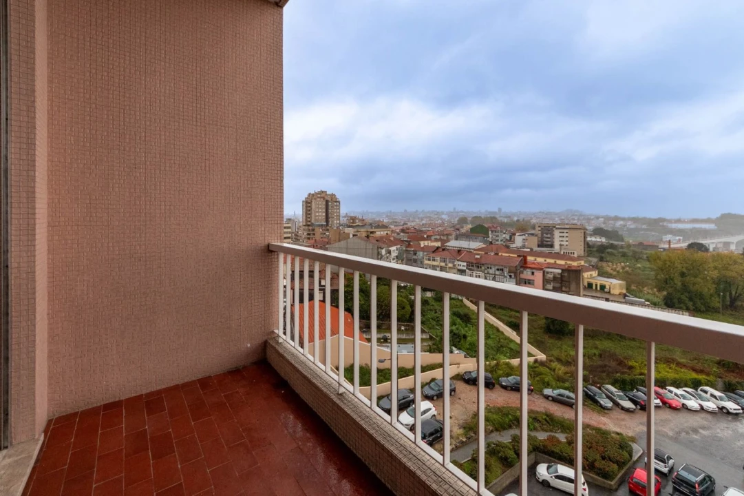 Apartamento T3 para Arrendamento em Arcozelo Foto 15