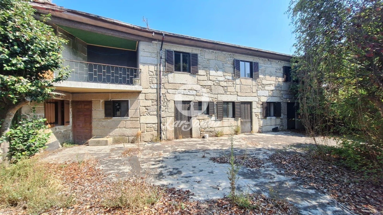 Quinta T6 para Venda em Ruivães e Novais Foto 1