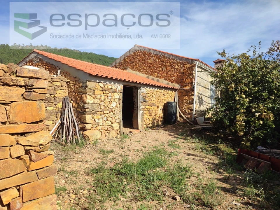 Quinta para Venda em Penha Garcia Foto 1
