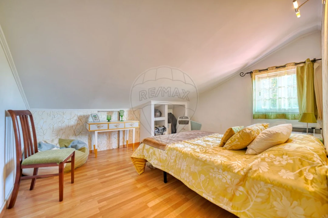 Moradia T5 para Venda em São Jose da Lamarosa Foto 32