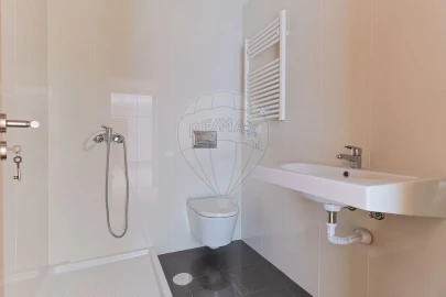 Apartamento T3 para Venda em Sé Nova, Santa Cruz, Almedina e São Bartolomeu