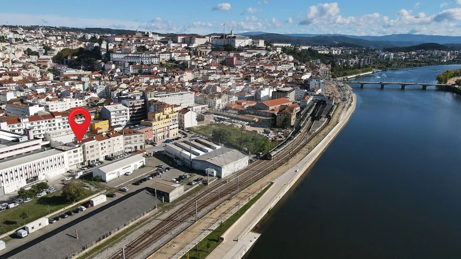 Apartamento T3 para Venda em Sé Nova, Santa Cruz, Almedina e São Bartolomeu Foto 5