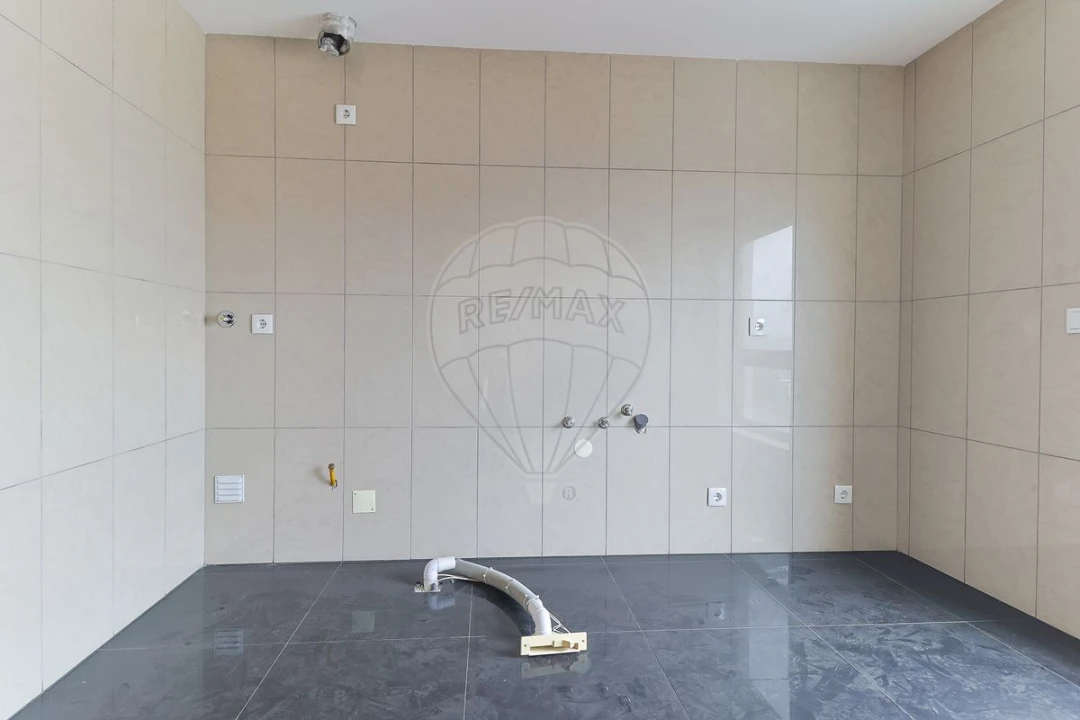 Apartamento T3 para Venda em Sé Nova, Santa Cruz, Almedina e São Bartolomeu Foto 24