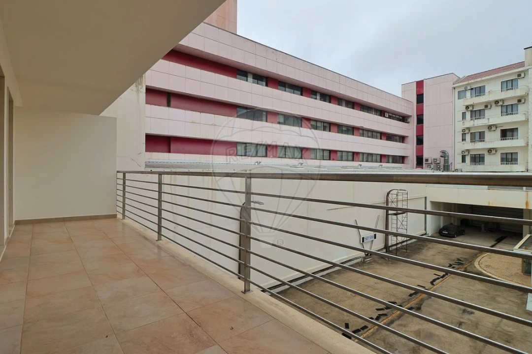 Apartamento T1 para Venda em Sé Nova, Santa Cruz, Almedina e São Bartolomeu Foto 11