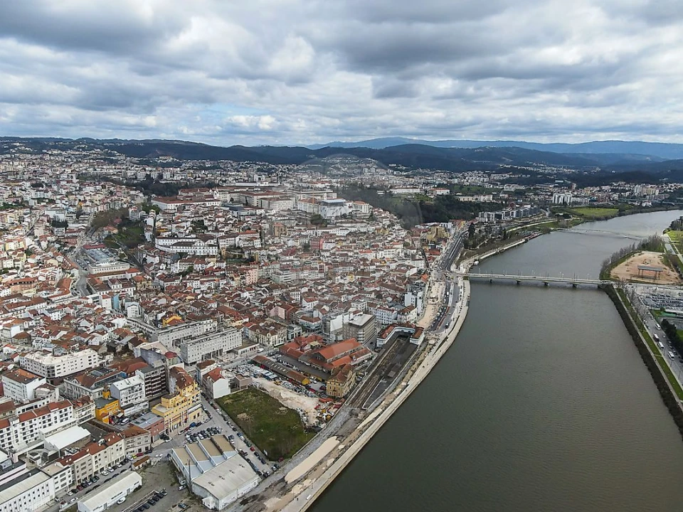 Apartamento para Venda em Sé Nova, Santa Cruz, Almedina e São Bartolomeu Foto 12