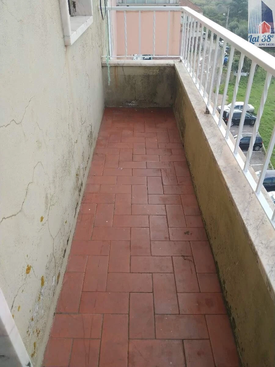 Apartamento T3 para Venda em Santa Clara Foto 2