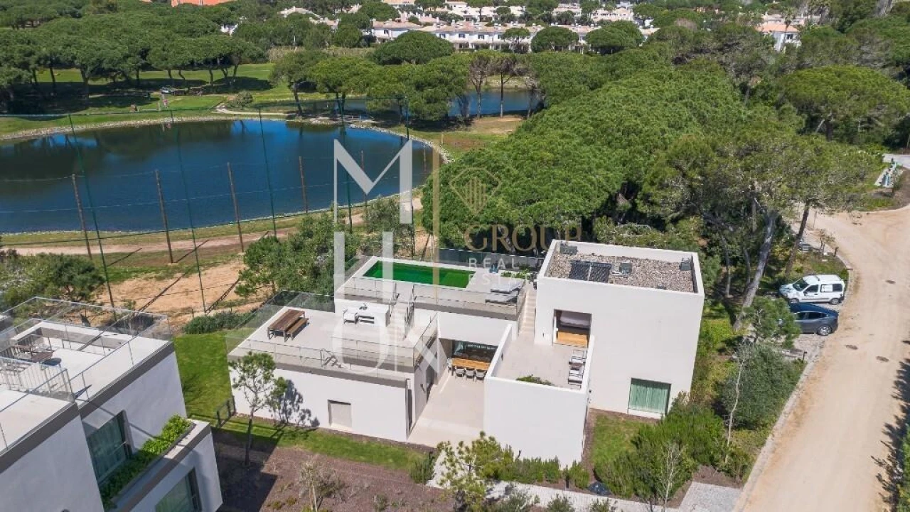 Moradia T3 para Venda em Cascais e Estoril Foto 1