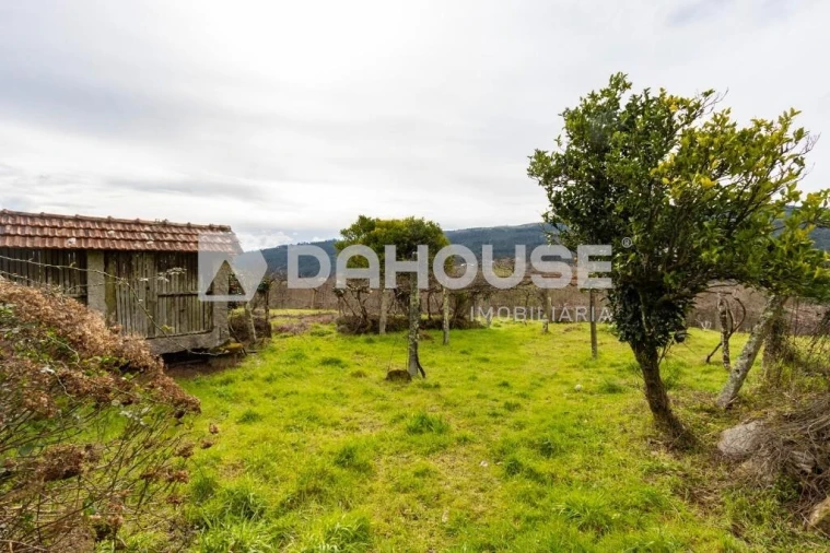 Quinta T2 para Venda em Candemil e Gondar Foto 13