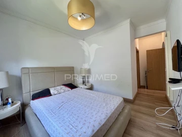 Moradia T6 para Venda em Agualva e Mira-Sintra