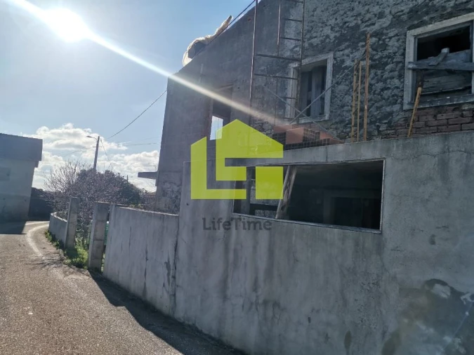 Moradia T3 para Venda em São Miguel, Santa Eufémia e Rabaçal Foto 8