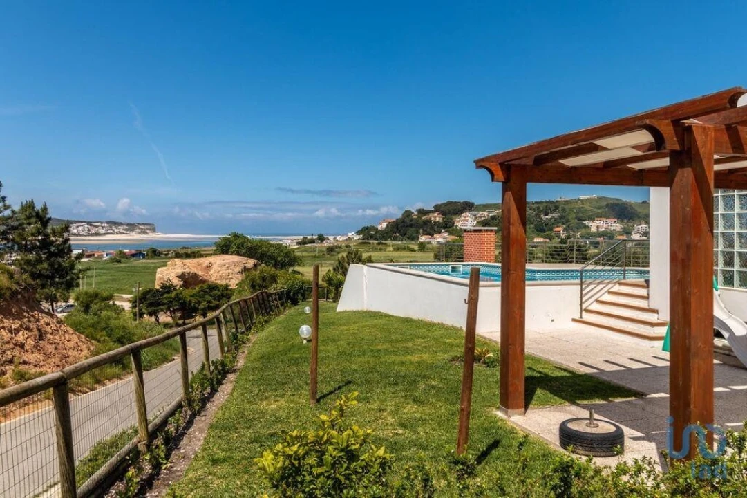 Moradia T4 para Venda em Foz do Arelho Foto 2