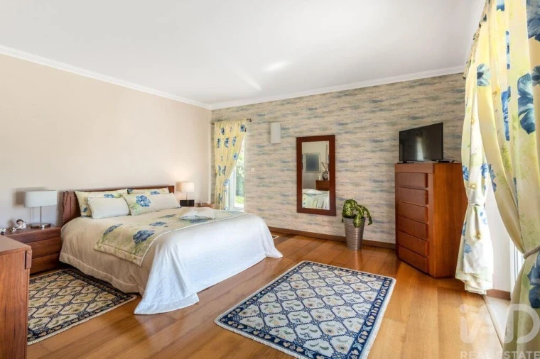 Moradia T4 para Venda em Foz do Arelho Foto 17