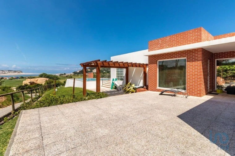 Moradia T4 para Venda em Foz do Arelho Foto 3