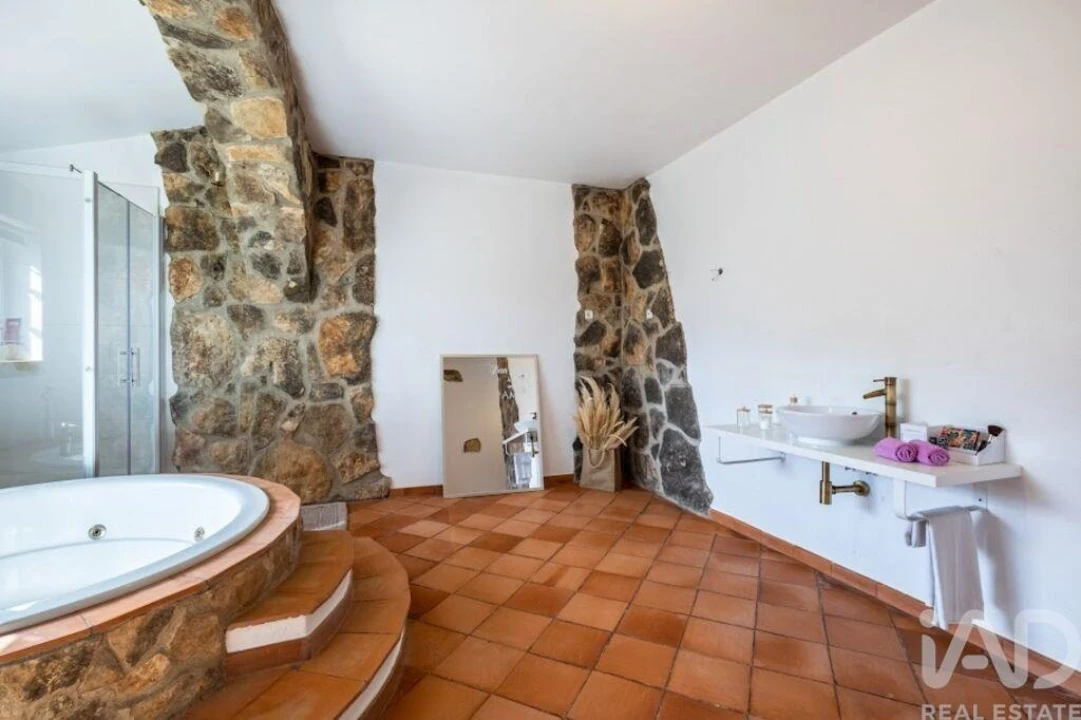 Moradia T4 para Venda em Mira de Aire Foto 16