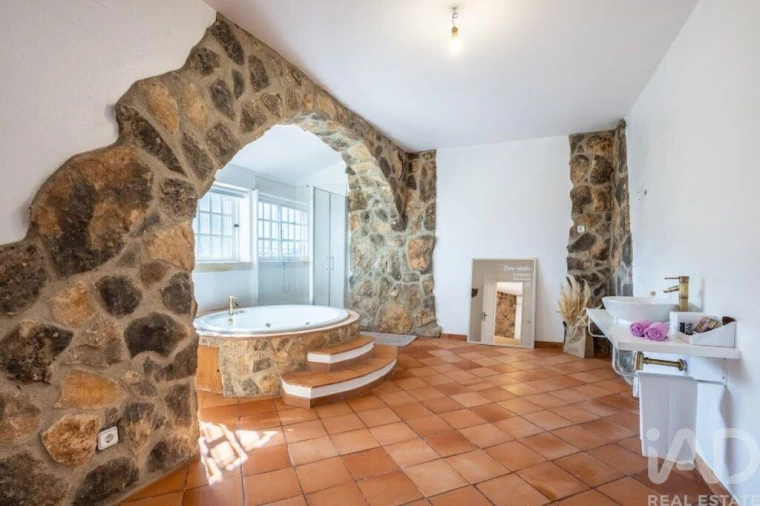 Moradia T4 para Venda em Mira de Aire Foto 17