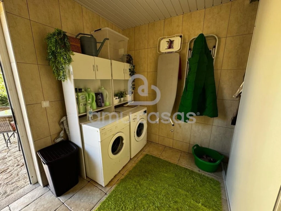 Moradia T4 para Venda em Salreu Foto 26