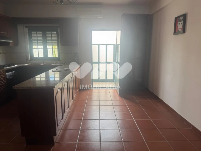 Prédio para Venda em Amareleja Foto 17