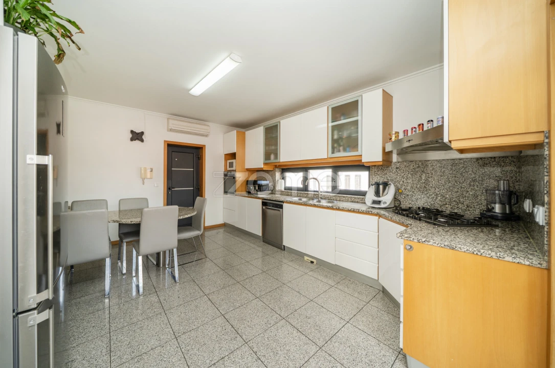 Moradia T4 para Venda em Gualtar Foto 17