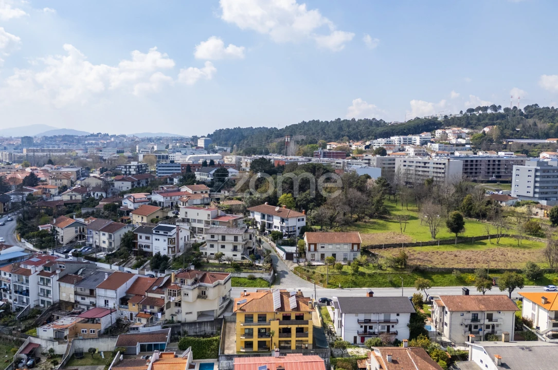 Moradia T4 para Venda em Gualtar Foto 53