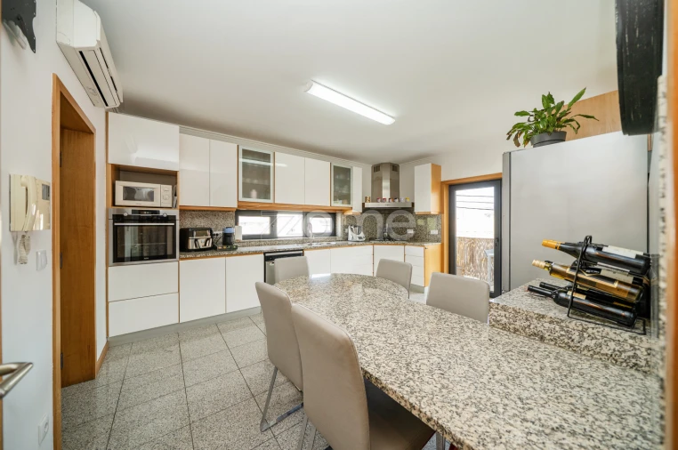 Moradia T4 para Venda em Gualtar Foto 14