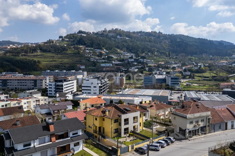 Moradia T4 para Venda em Gualtar Foto 48