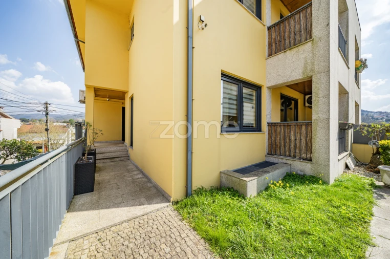 Moradia T4 para Venda em Gualtar Foto 3