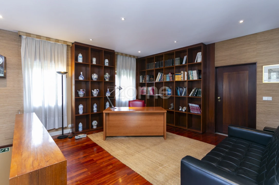 Moradia T6 para Venda em Marco Foto 41