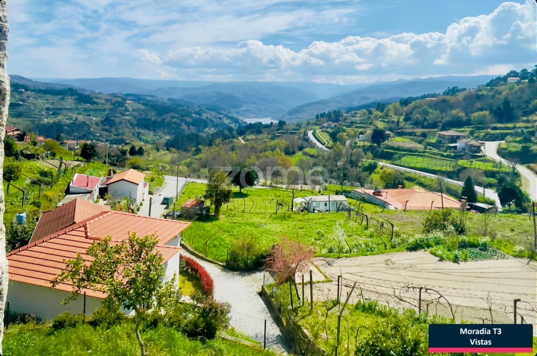 Moradia T3 para Venda em Paredes de Viadores e Manhuncelos Foto 9